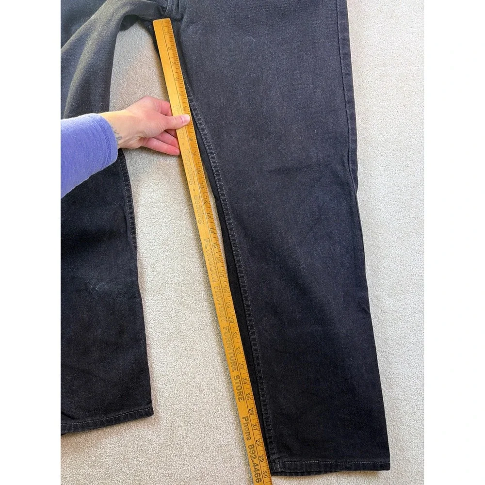 Vintage Levi's 505 Regular Fit Straight Leg Jeans Mens 36x30 Black Denim Y2K '01